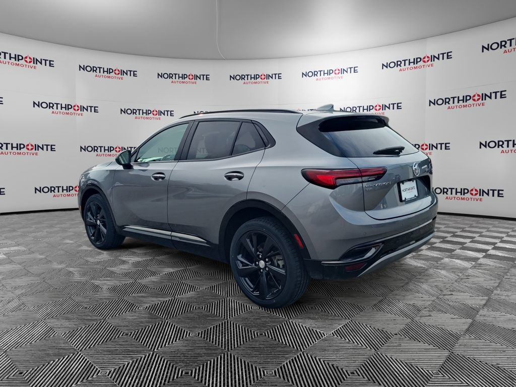 Used 2021 Buick Envision Essence w/ Sport Touring Package AWD/4WD image 4
