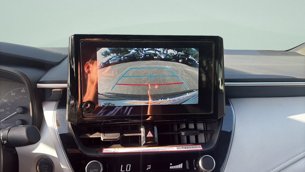 Used 2025 Toyota Corolla SE w/ Convenience Package FWD image 16