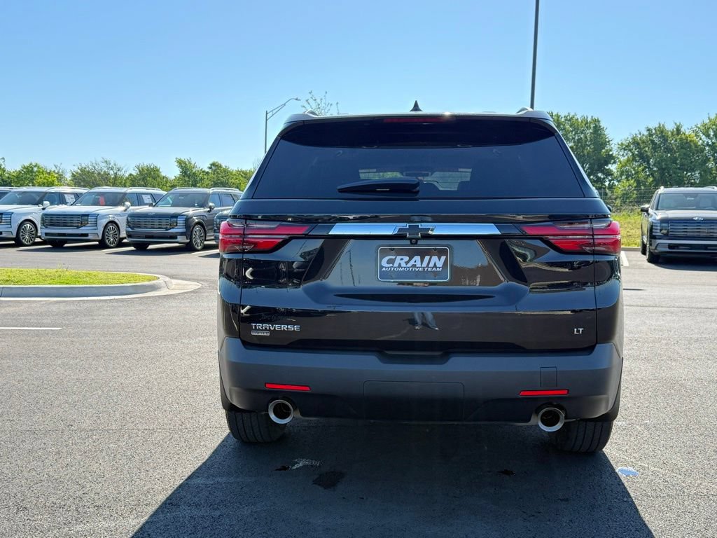 Used 2024 Chevrolet Traverse LT w/ LPO, Floor Liner Package FWD image 6