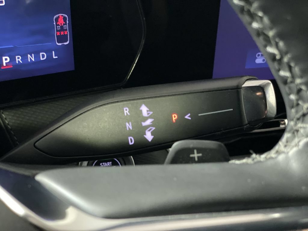 Used 2025 Chevrolet Equinox LT w/ Convenience Package II FWD image 21