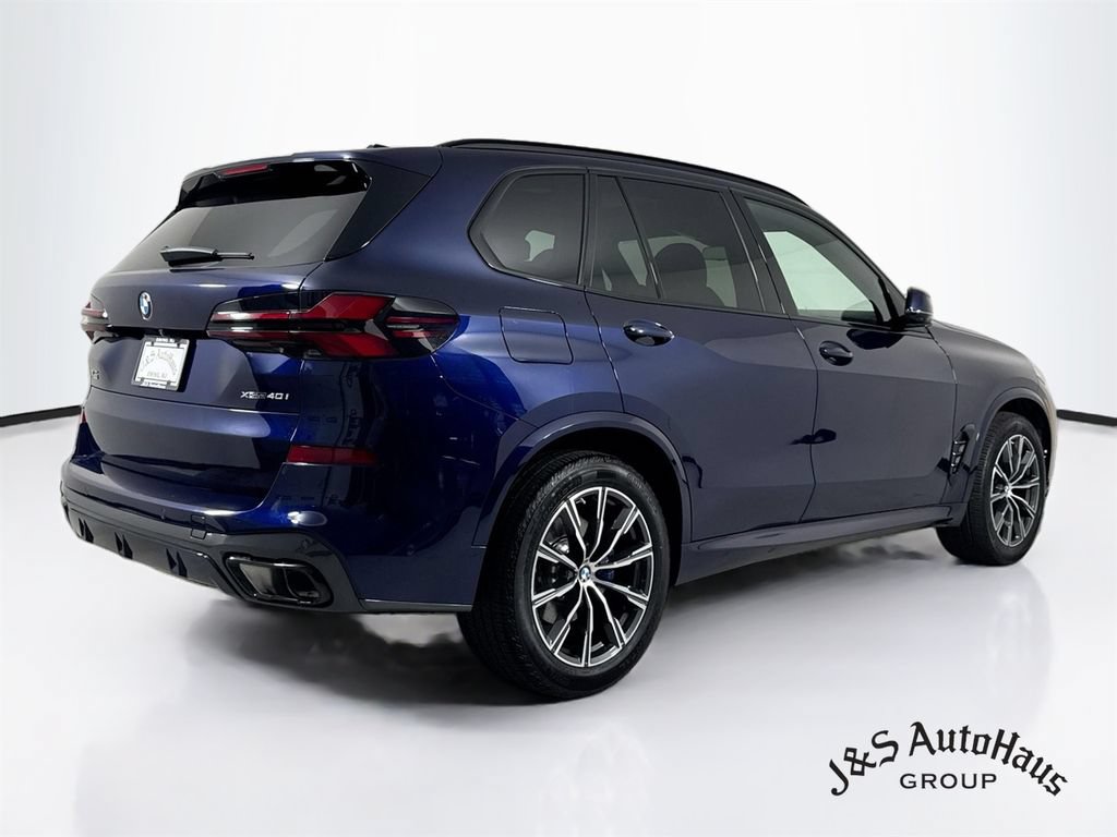 Used 2025 BMW X5 xDrive40i w/ M Sport Package AWD/4WD image 7
