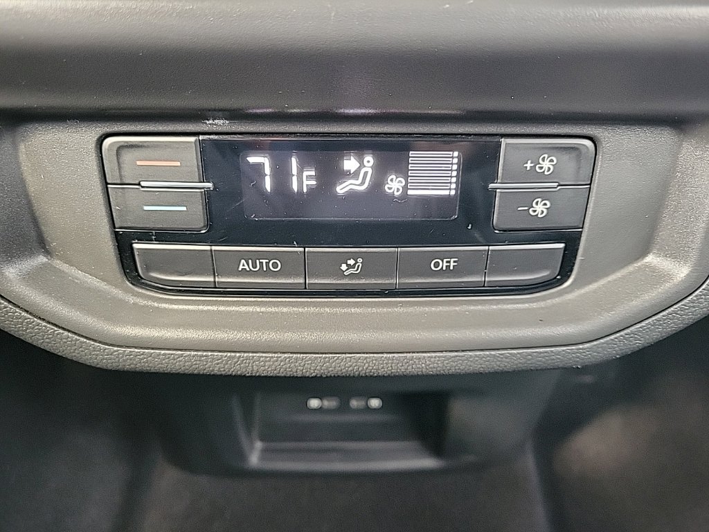 Used 2024 Volkswagen Atlas SE FWD image 20