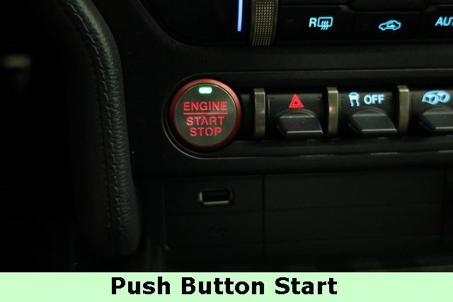 Used 2021 Ford Mustang Shelby GT500 w/ Carbon Fiber Track Pack image 21