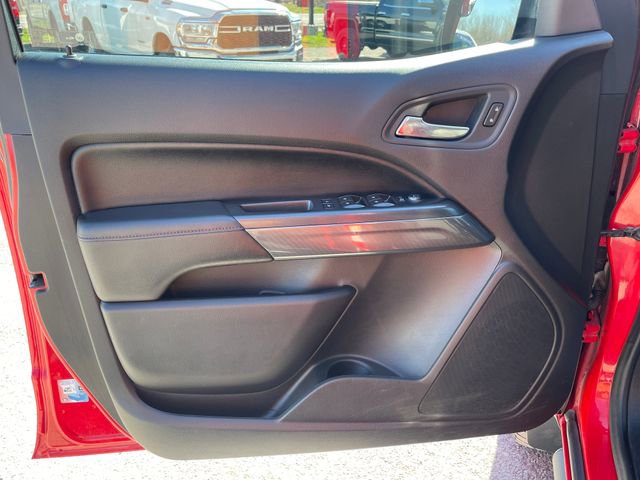 Used 2016 GMC Canyon SLE w/ All Terrain Adventure Package image 9
