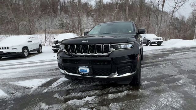 Used 2023 Jeep Grand Cherokee L Laredo w/ Luxury Tech Group I image 3