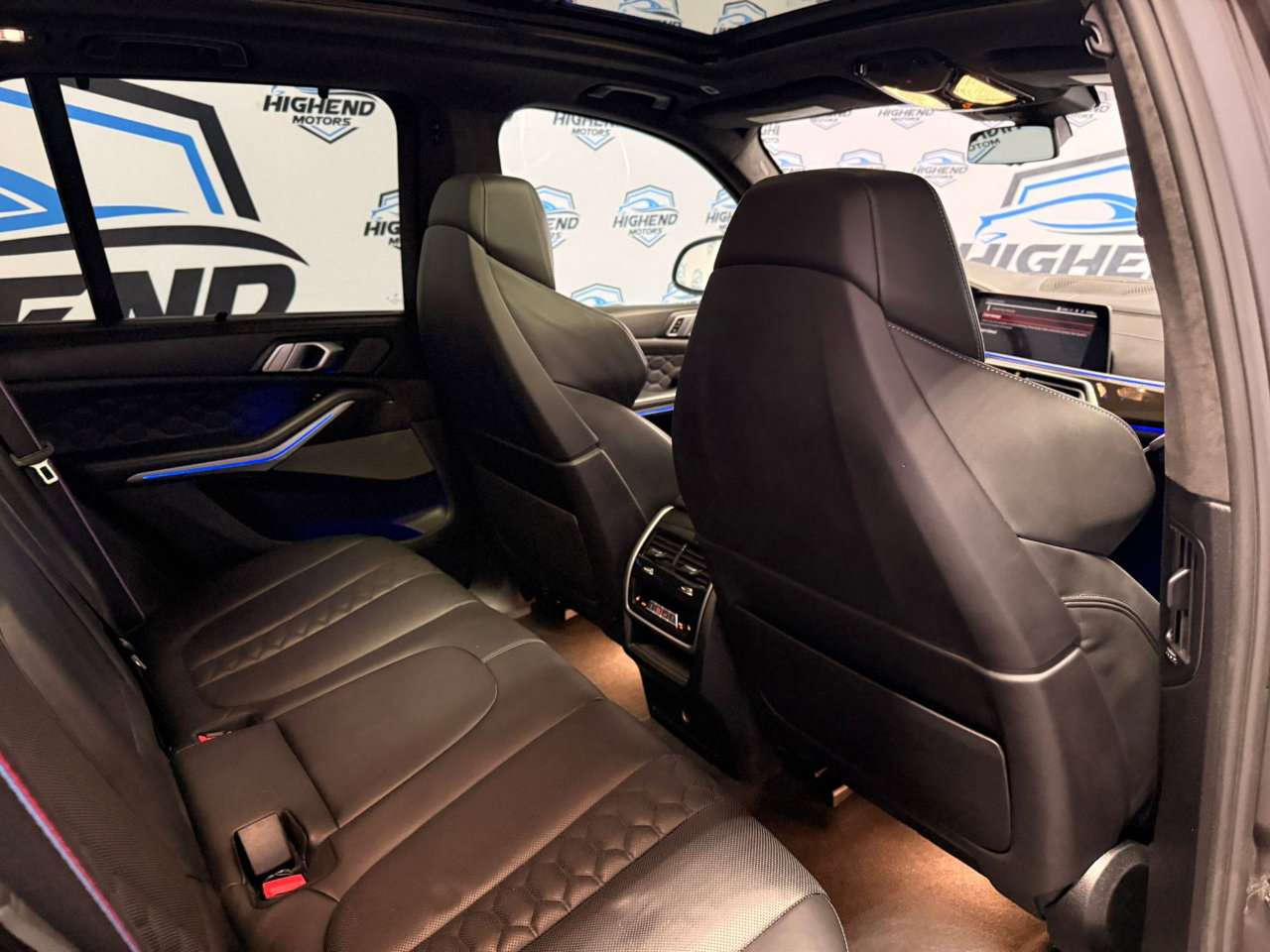 Used 2022 BMW X5 M Competition image 36