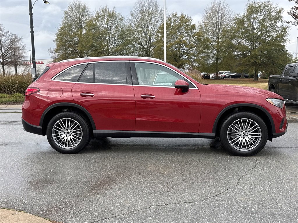 New 2026 Mercedes-Benz GLC 300 4MATIC image 2