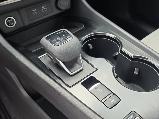 Certified 2023 Nissan Rogue SV FWD image 25
