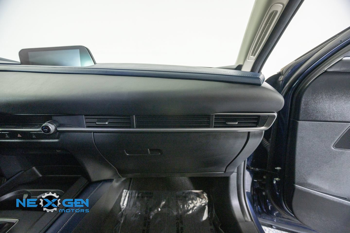 Used 2021 MAZDA CX-30 AWD 2.5 S w/ Select Package image 41