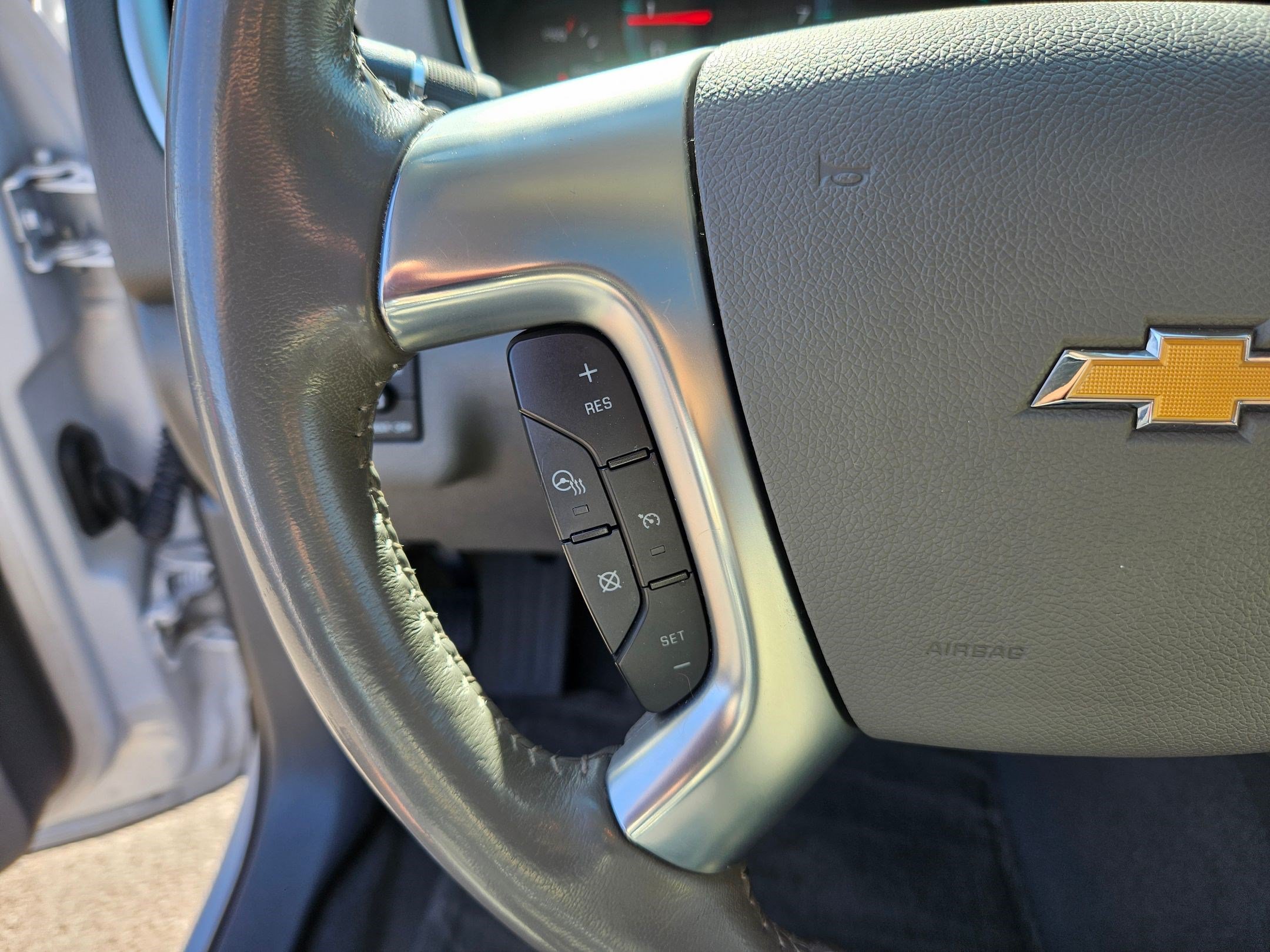 Used 2016 Chevrolet Traverse LTZ AWD/4WD image 18