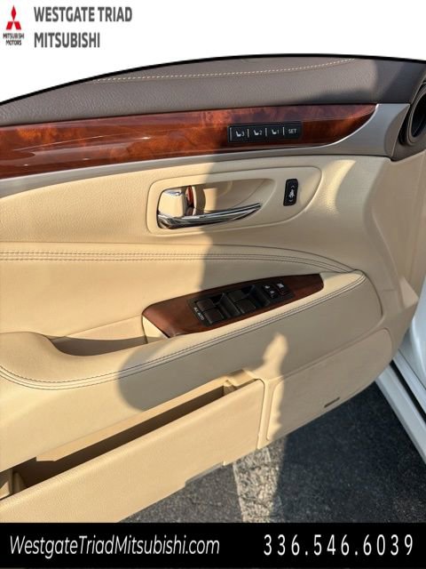 Used 2017 Lexus LS 460 w/ Comfort Package image 10