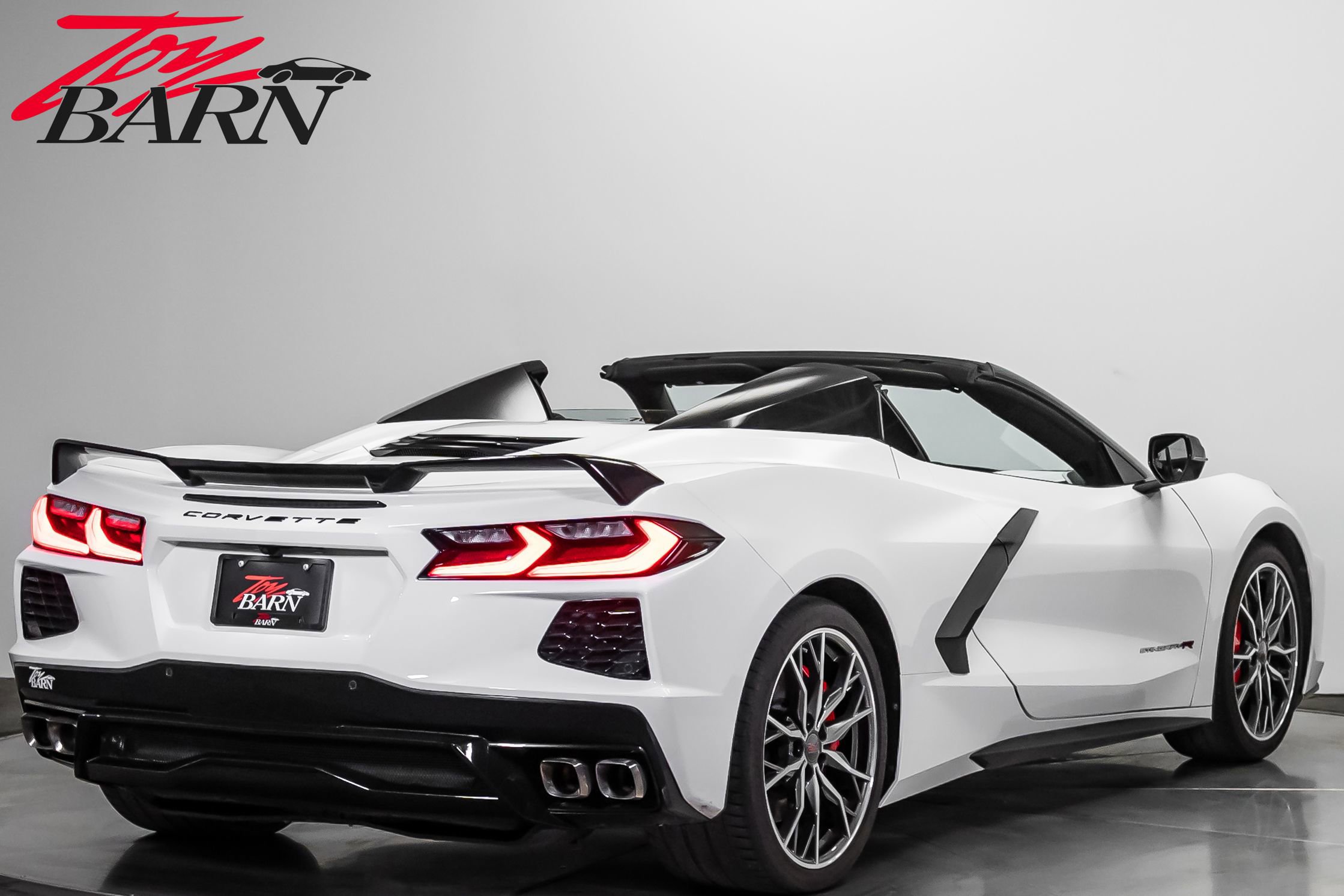 Used 2023 Chevrolet Corvette Stingray Preferred Conv w/ Z51 Performance Package RWD image 5