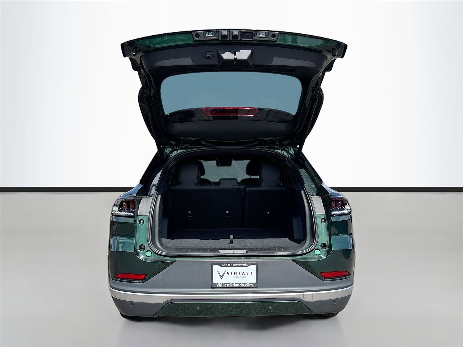 New 2025 VinFast VF 8 Plus AWD/4WD image 25