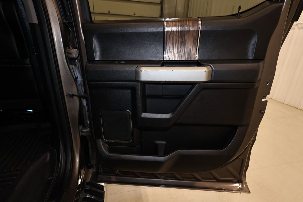 Certified 2018 Ford F150 Lariat image 18