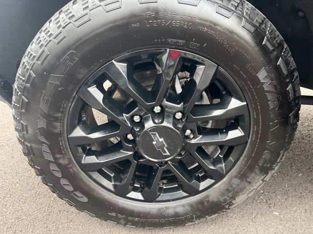 Used 2025 Chevrolet Silverado 2500 High Country w/ High Country Premium Package image 36