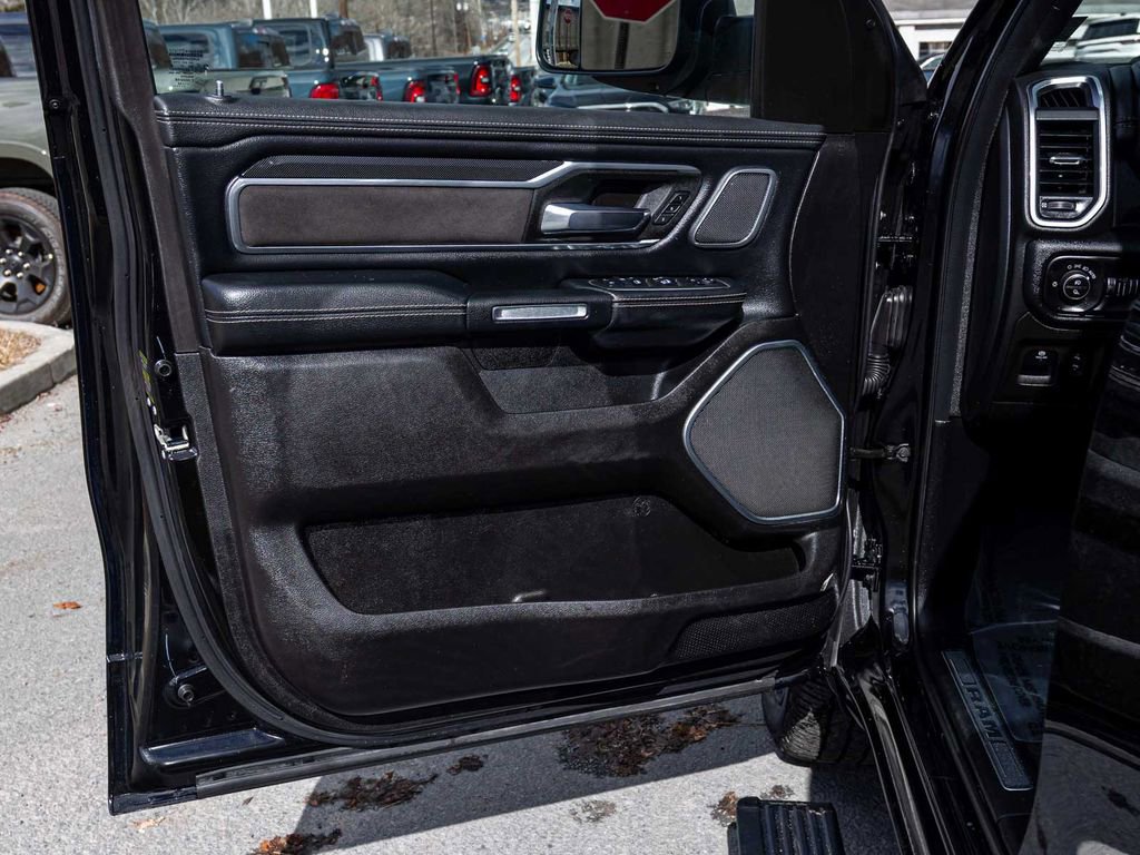 Used 2022 RAM 1500 Laramie image 11