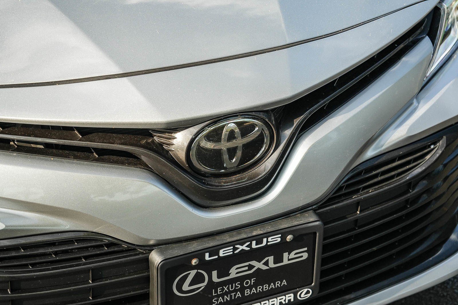 Used 2019 Toyota Camry LE w/ Carpet Mat Package FWD image 9