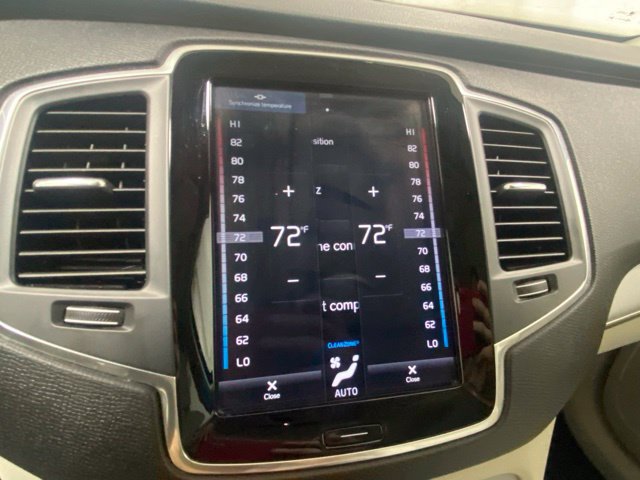 Used 2021 Volvo XC90 T5 Momentum w/ Protection Package AWD/4WD image 24