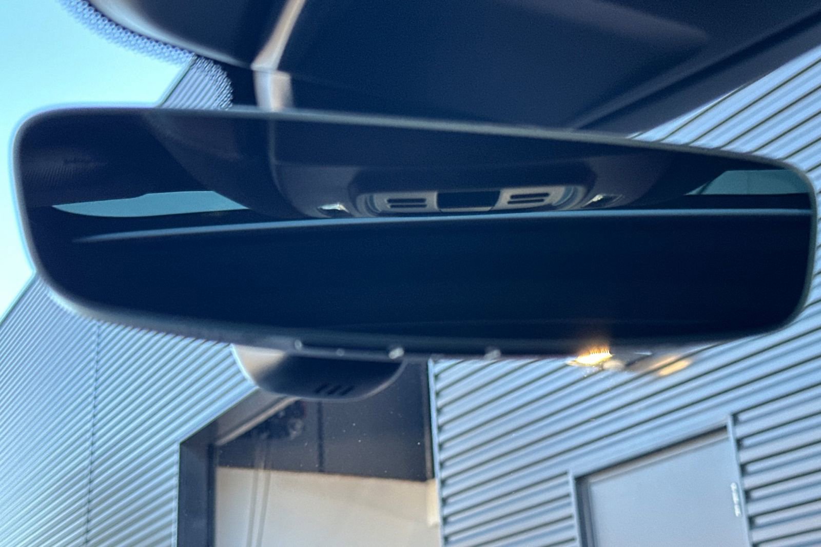 Used 2024 Porsche Panamera image 21