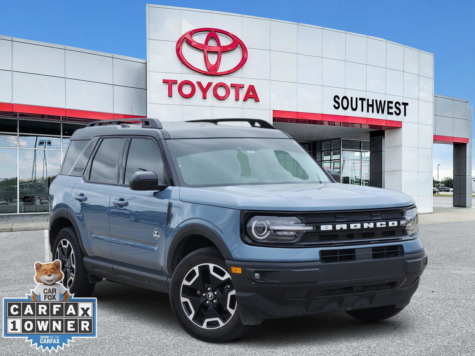 Used 2024 Ford Bronco Sport Outer Banks w/ Tech Package image 1