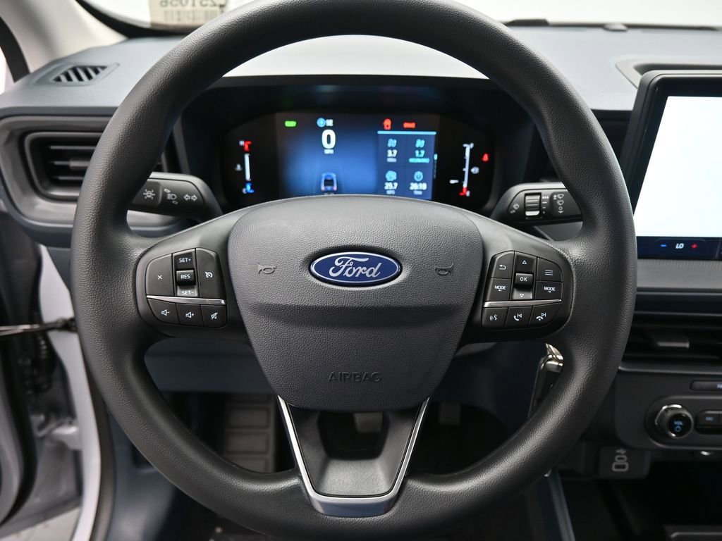 New 2025 Ford Maverick XL image 10