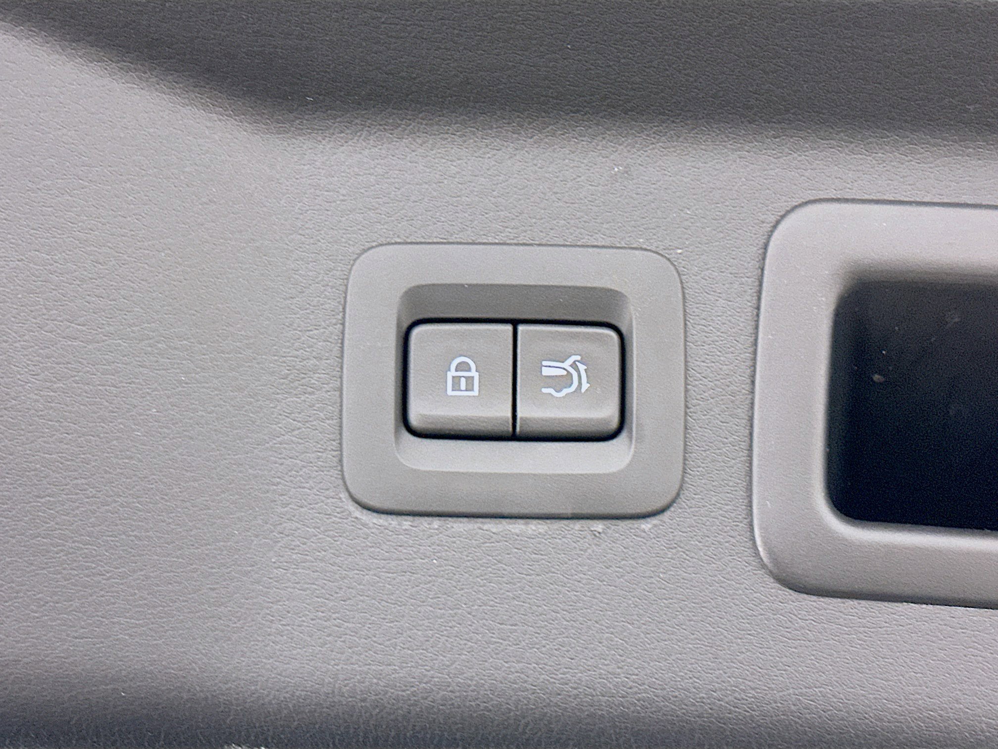 Used 2025 MAZDA CX-90 3.3 Turbo w/ Premium Sport Pkg image 33