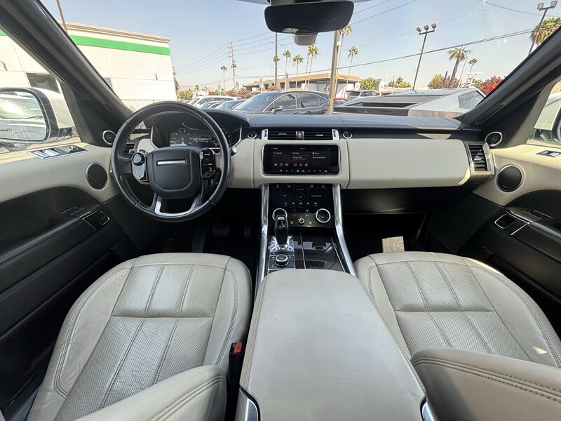Used 2018 Land Rover Range Rover Sport HSE AWD/4WD image 30