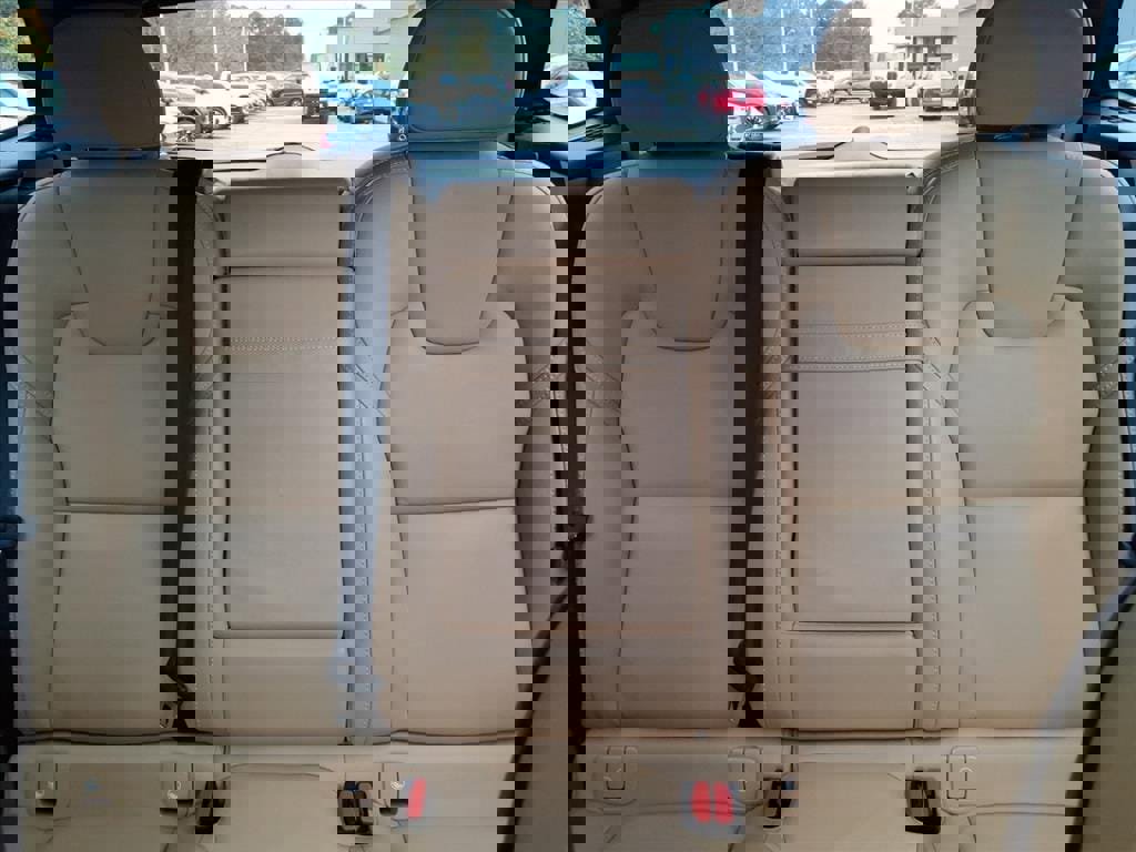 Used 2021 Volvo XC60 T5 Inscription w/ Protection Package Premier image 20