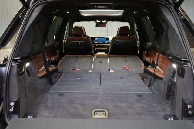 Used 2024 BMW X7 xDrive40i w/ Executive Package AWD/4WD image 65