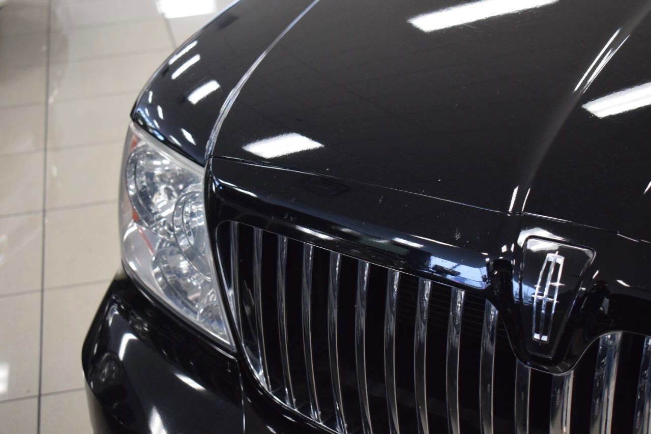 Used 2006 Lincoln Navigator Luxury image 14