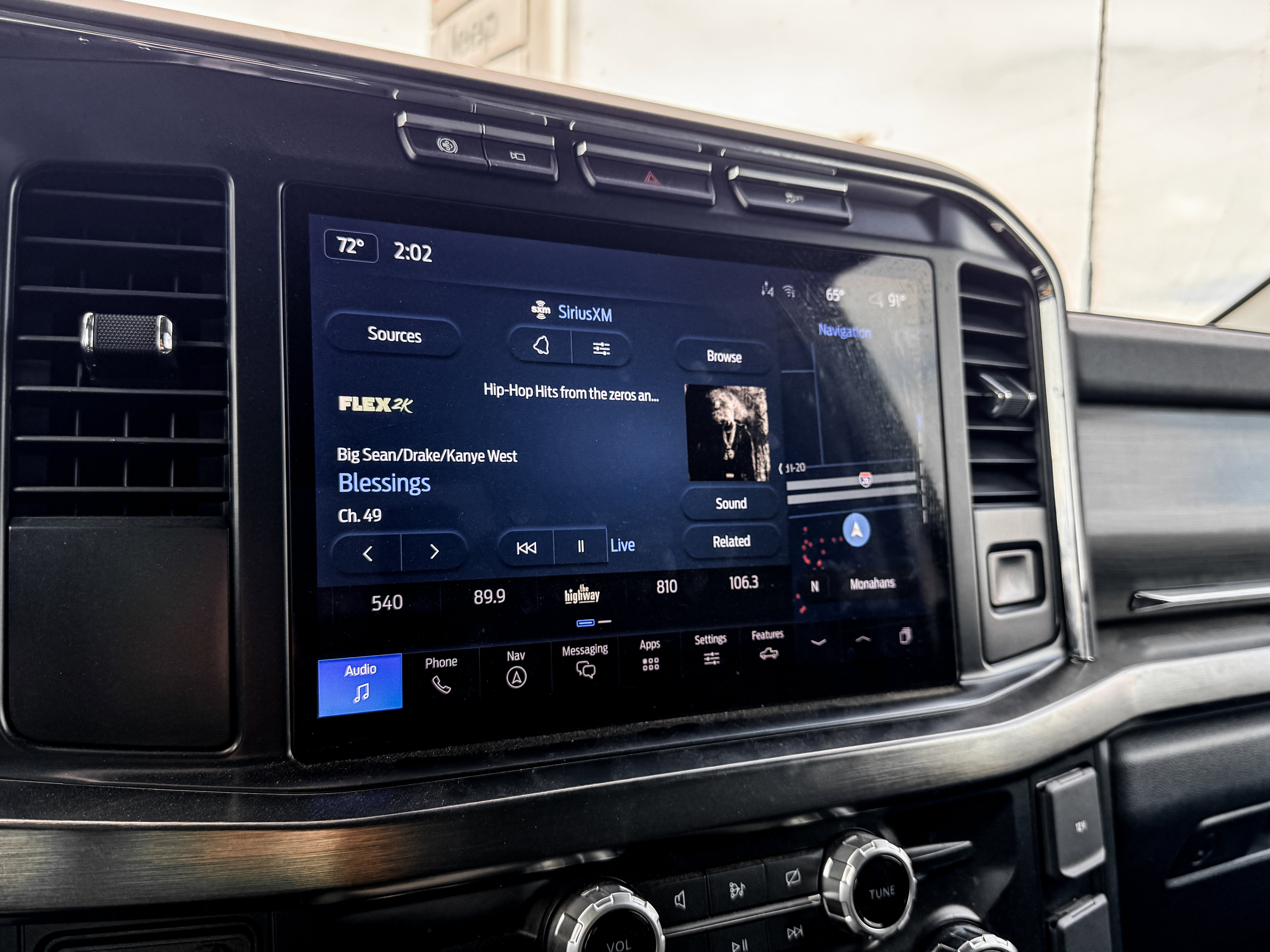 Used 2024 Ford F250 Lariat image 13