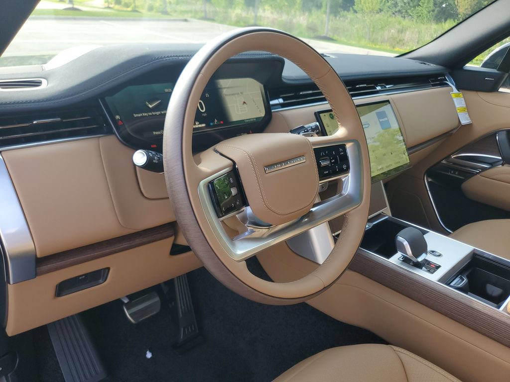 New 2026 Land Rover Range Rover SE AWD/4WD image 13