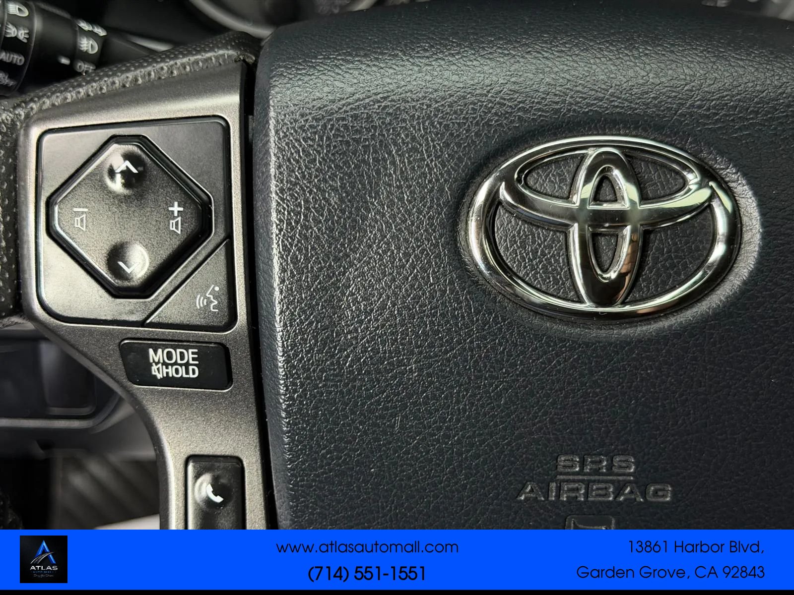 Used 2016 Toyota Tacoma TRD Off-Road w/ Premium & Technology Package RWD image 27