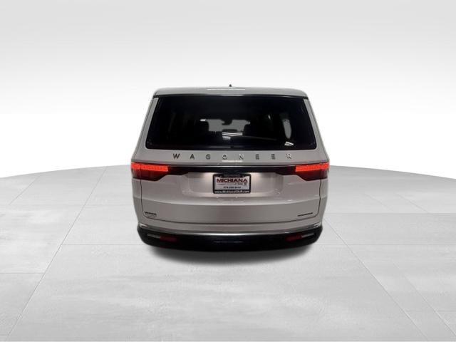 Used 2024 Jeep Wagoneer Series III AWD/4WD image 8