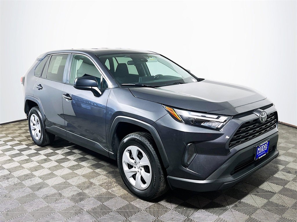 Used 2024 Toyota RAV4 LE image 1