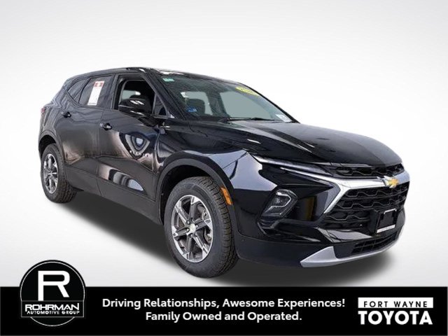 Used 2025 Chevrolet Blazer LT AWD/4WD image 9