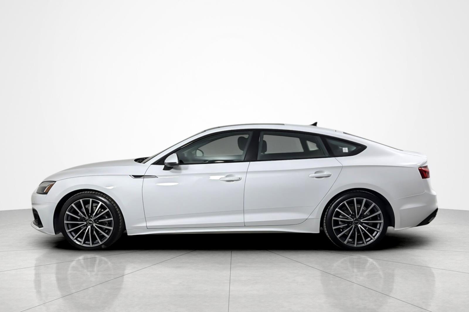 Used 2023 Audi A5 2.0T Premium Plus w/ Premium Plus AWD/4WD image 2