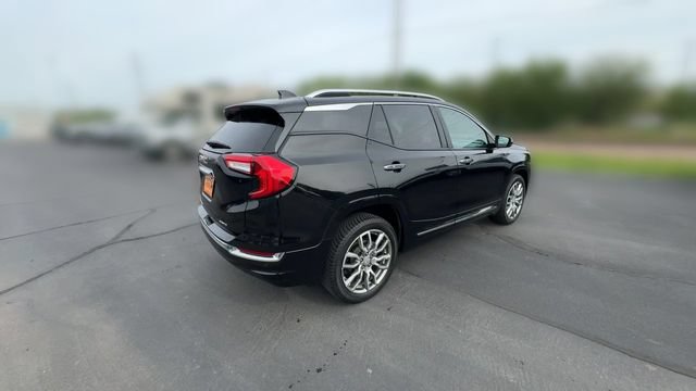 Used 2022 GMC Terrain Denali w/ LPO, Floor Liner Package AWD/4WD image 8