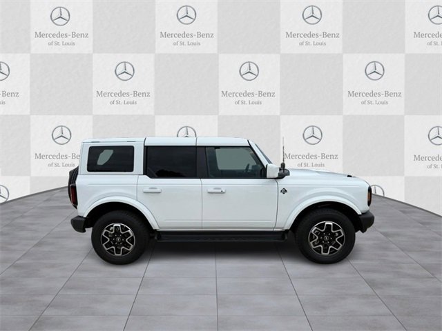 Used 2025 Ford Bronco Outer Banks image 2