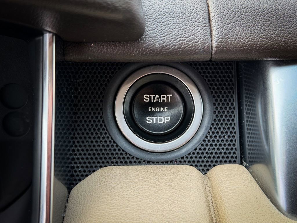 Used 2018 Land Rover Range Rover Sport HSE image 25
