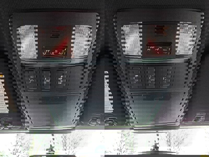 Used 2017 Toyota Tacoma TRD Off-Road image 19