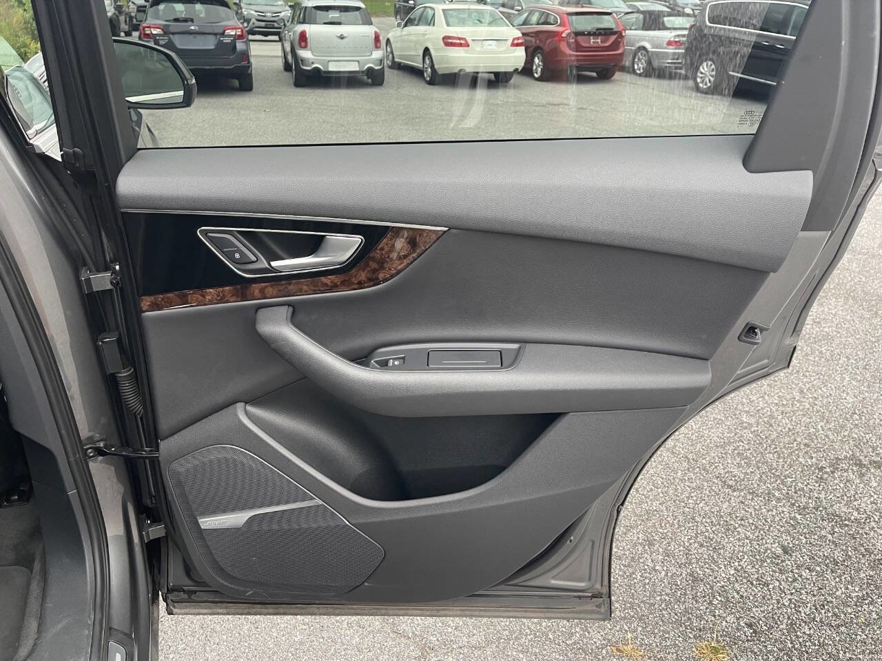 Used 2017 Audi Q7 3.0T Premium Plus image 39