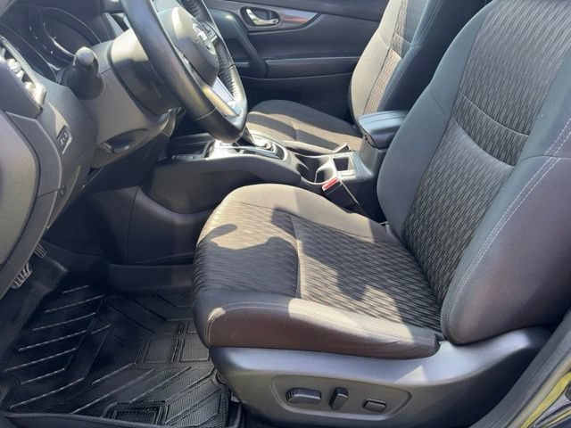 Used 2019 Nissan Rogue S AWD/4WD image 10