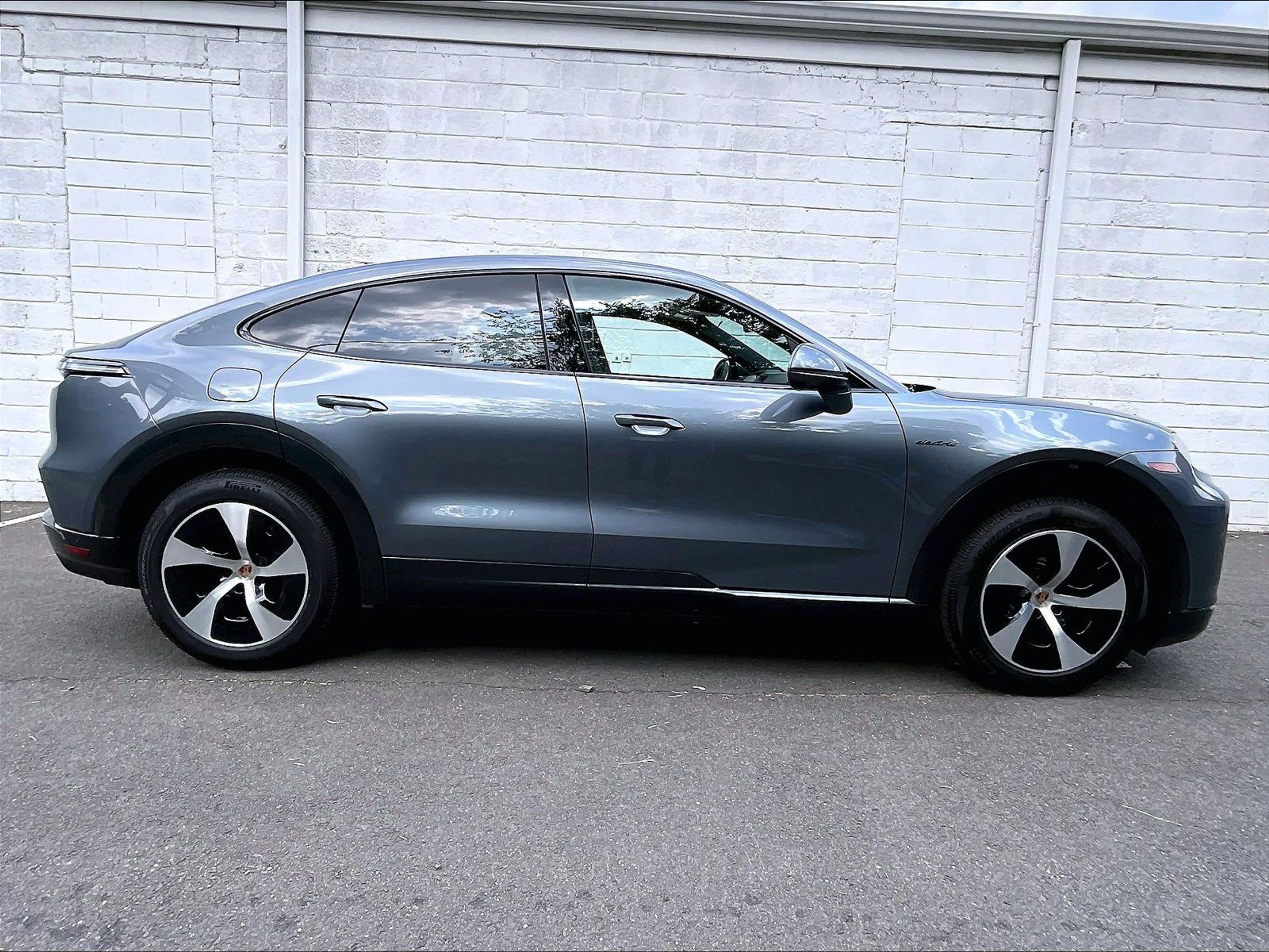New 2026 Porsche Cayenne S AWD/4WD image 6