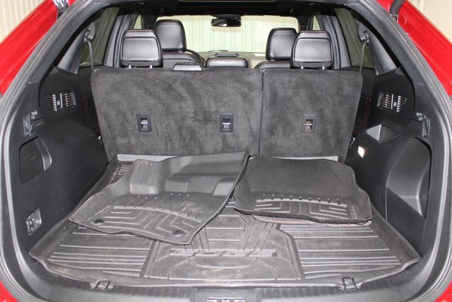 Used 2022 Ford Edge ST-Line image 7