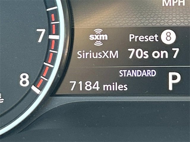 Used 2025 Nissan Pathfinder SV image 32