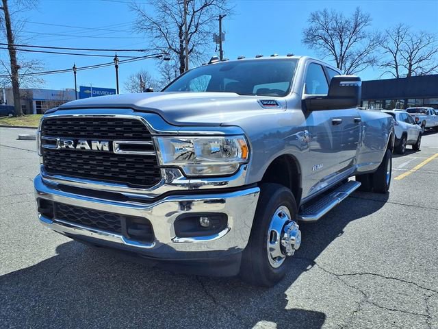 Used 2024 RAM 3500 Big Horn image 3