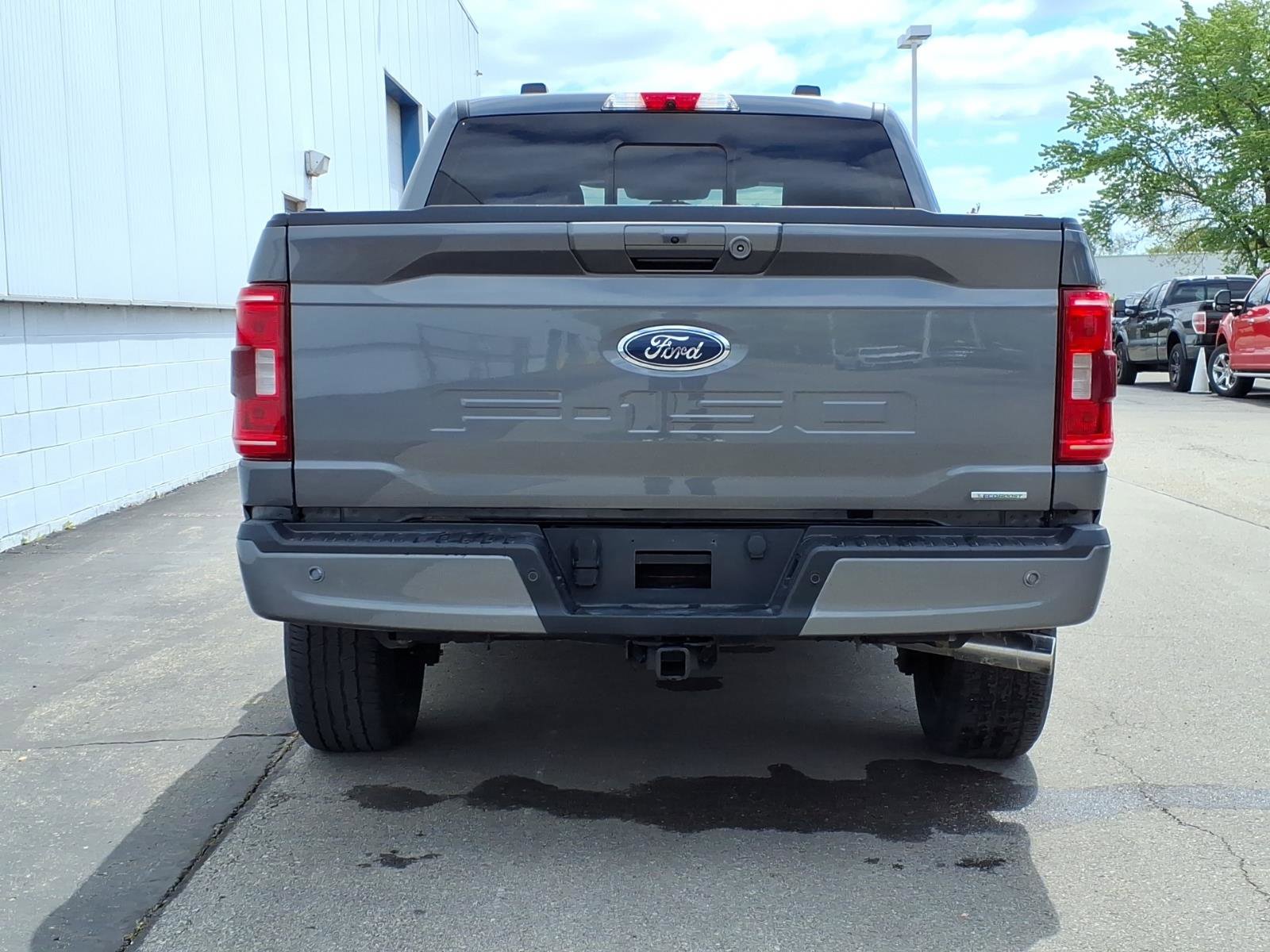 Used 2022 Ford F150 XLT w/ Equipment Group 302A High AWD/4WD image 5