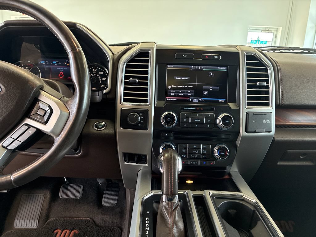 Used 2015 Ford F150 King Ranch w/ Equipment Group 601A Luxury AWD/4WD image 18