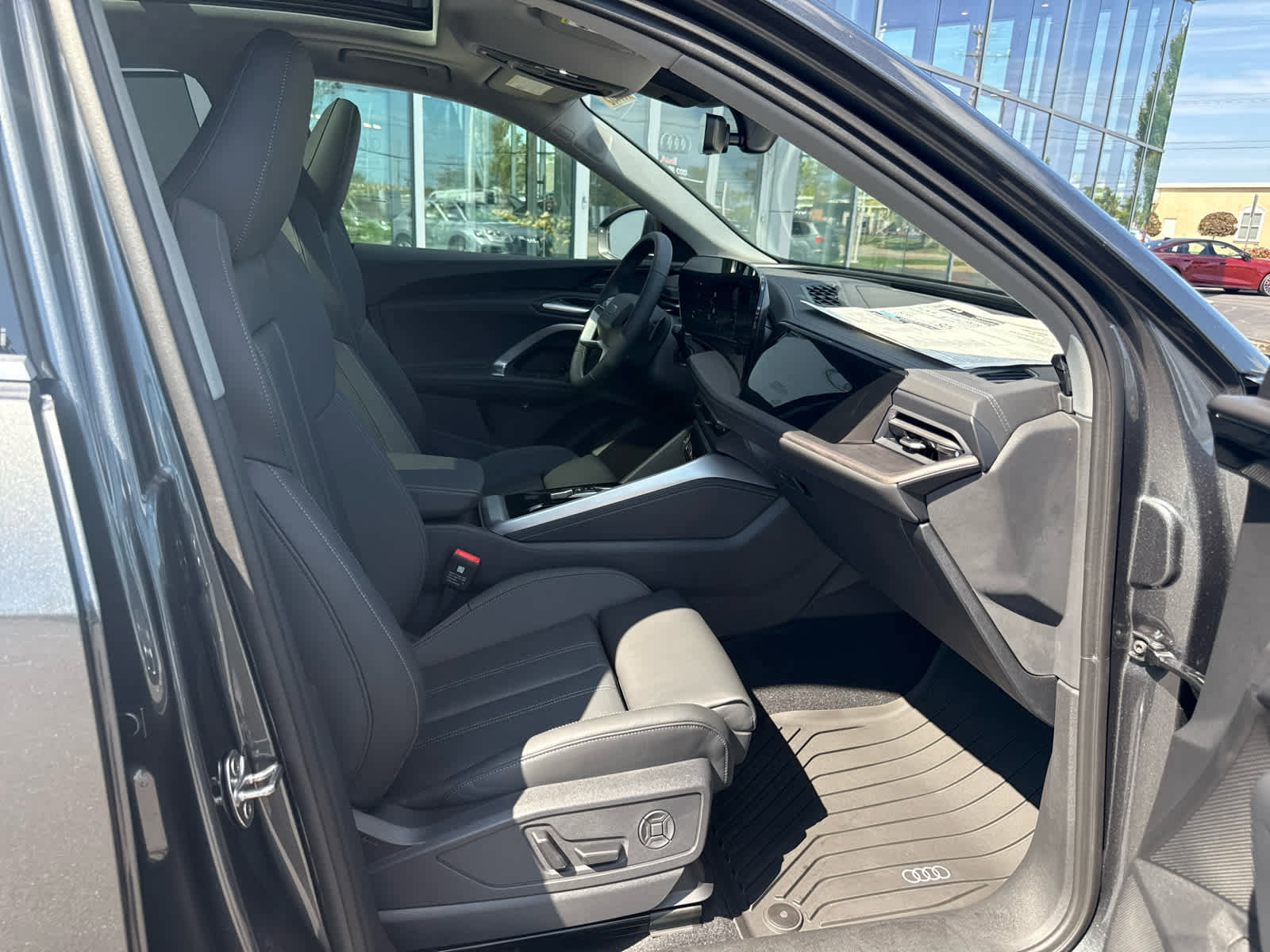 New 2025 Audi Q5 Premium Plus image 30